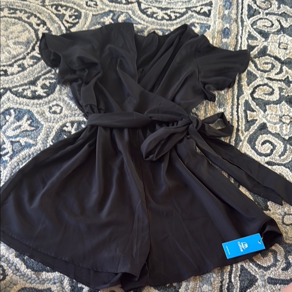 NWT Cupshe Black Romper